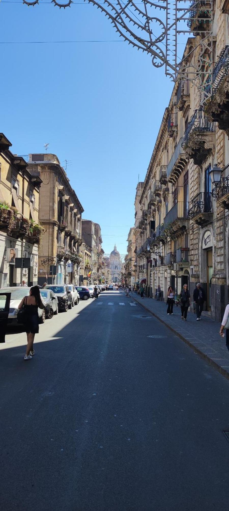 Giulio'S Apartment คาตาเนีย ภายนอก รูปภาพ