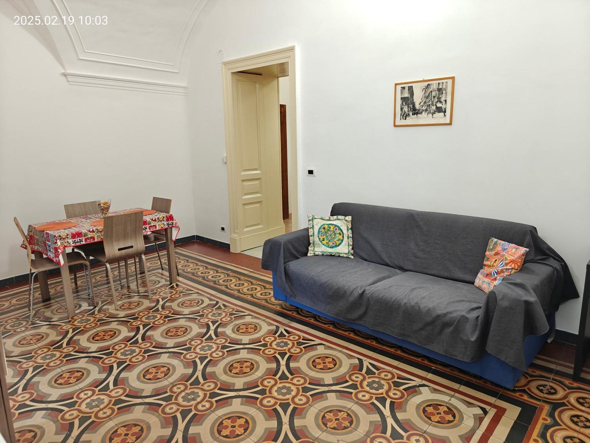 Giulio'S Apartment คาตาเนีย ภายนอก รูปภาพ