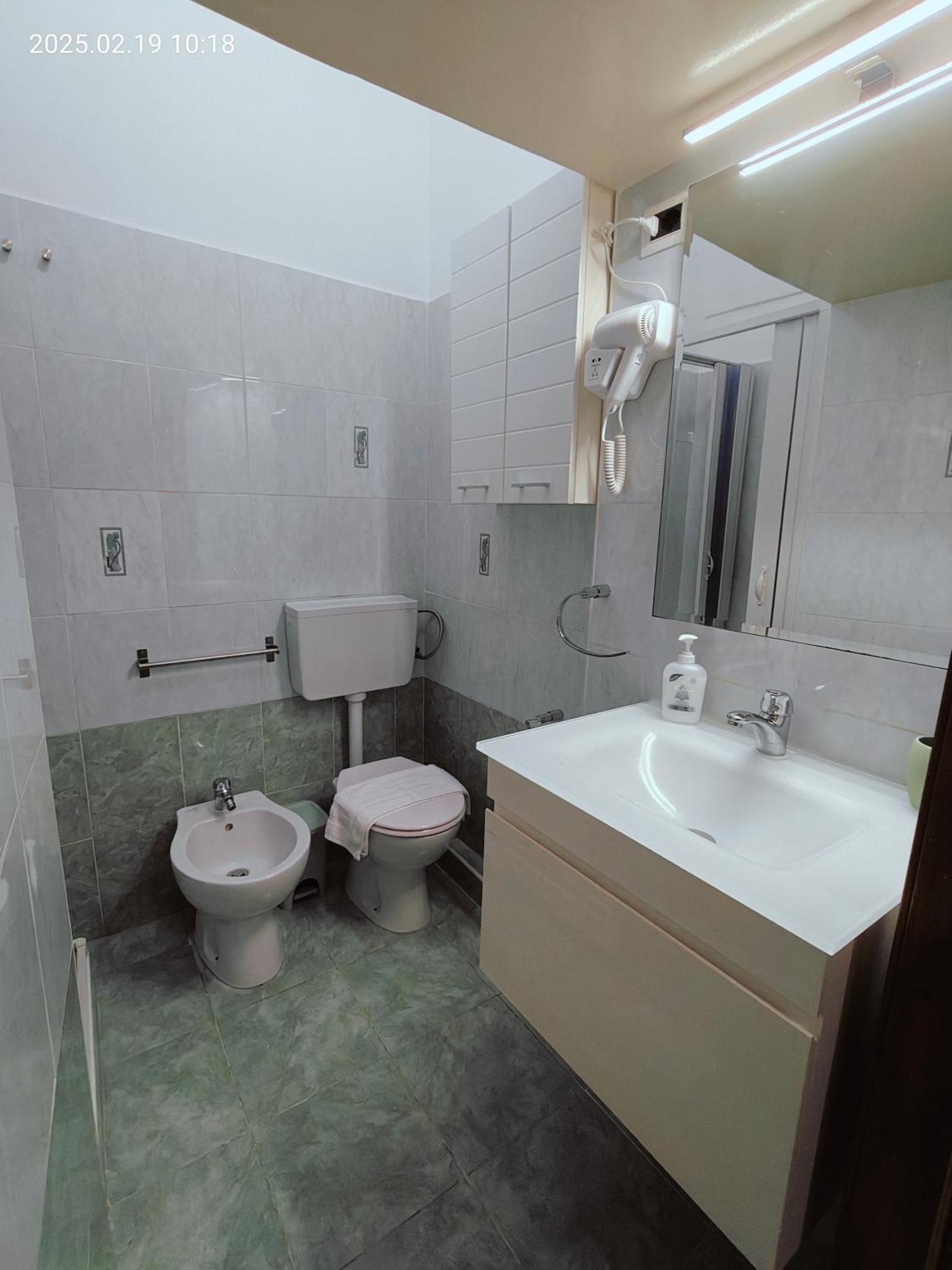 Giulio'S Apartment คาตาเนีย ภายนอก รูปภาพ